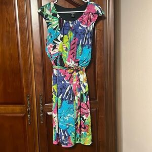 SIGNATURE by ROBBIE BEE colorful sleeveless dress Size 12